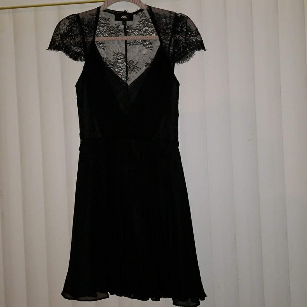 The perfact fit and flare cocktail dress.